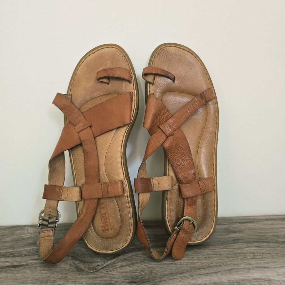 BORN Leather Strappy Sandals Brown Casual Summer Footwear Toe-loop Size 10